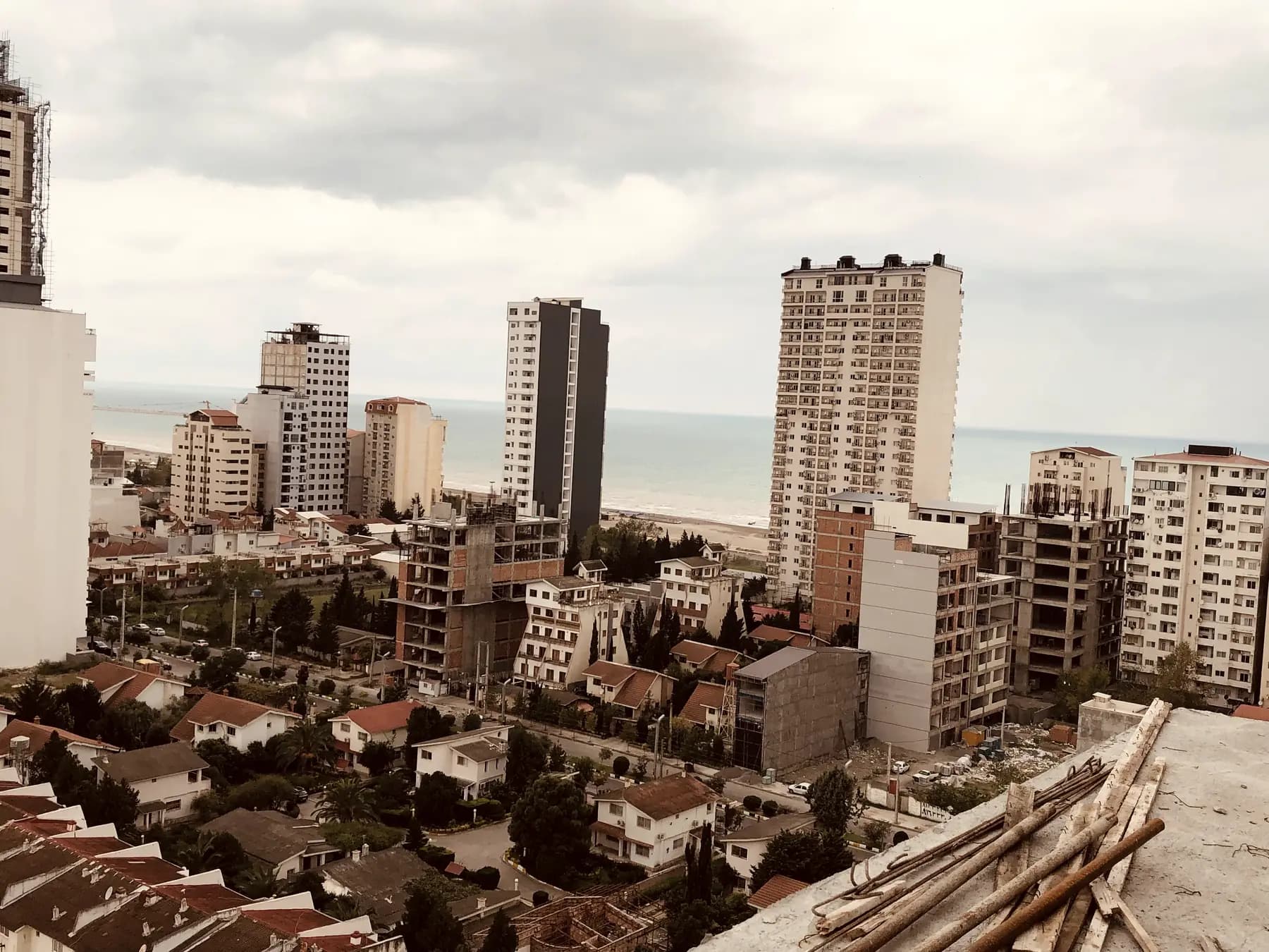 ویو دریا از طبقات بالا